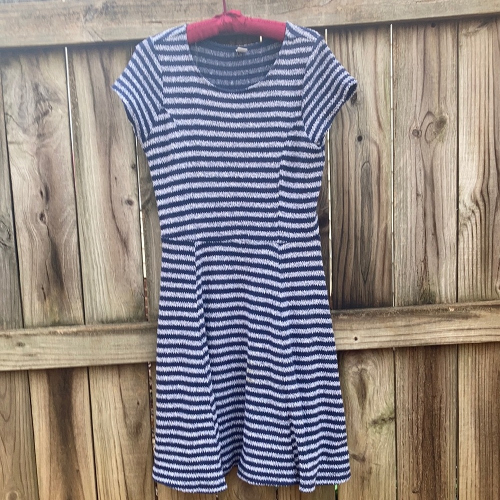 Old Navy blue and white striped dress